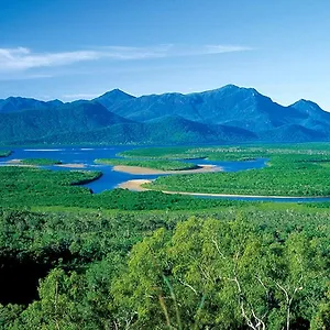 3* Holiday park Hinchinbrook Management Pty Ltd